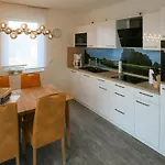 Appartement Awesome In With House Sea View Rechlin