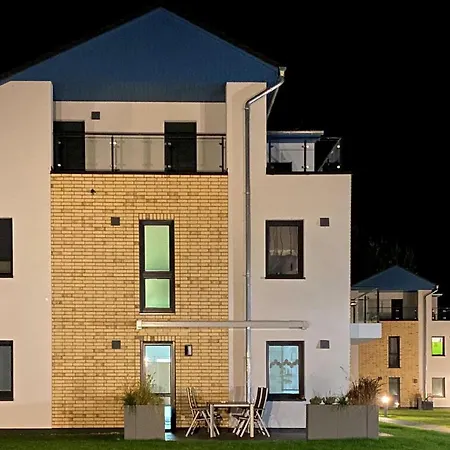 2 Bedroom Cozy In *
