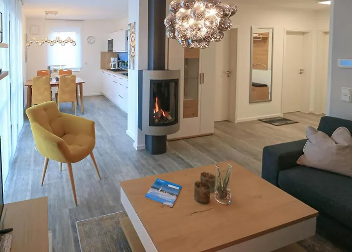 شقة 2 Bedroom Cozy In *