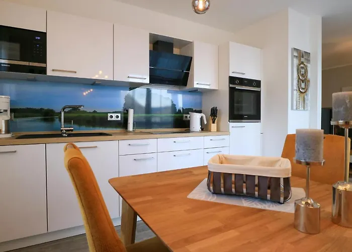 شقة 2 Bedroom Cozy In
