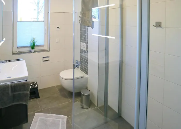 شقة 2 Bedroom Cozy In *